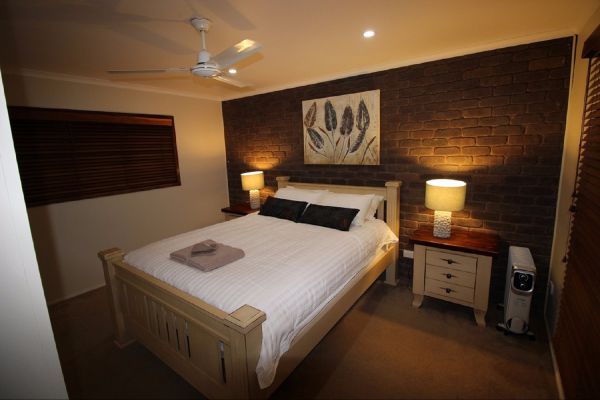 3 Bedroom Holiday House - Accommodation in Bendigo 1